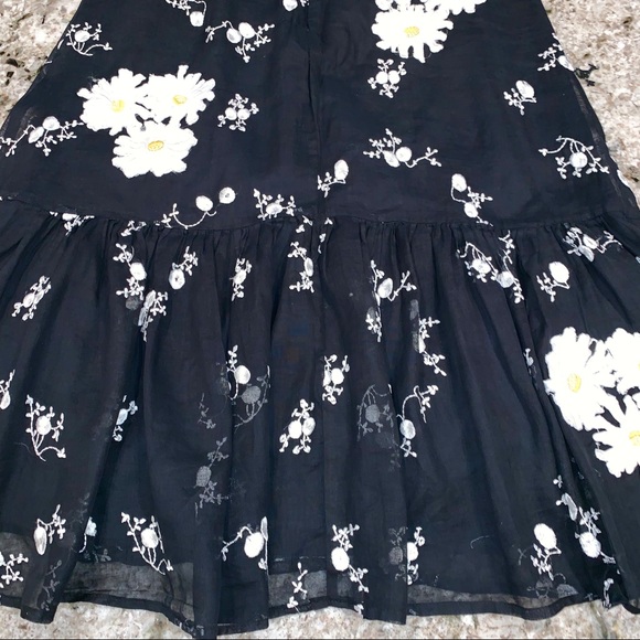 Pressman New York White Yellow Flower Black Skirt - Picture 8 of 8